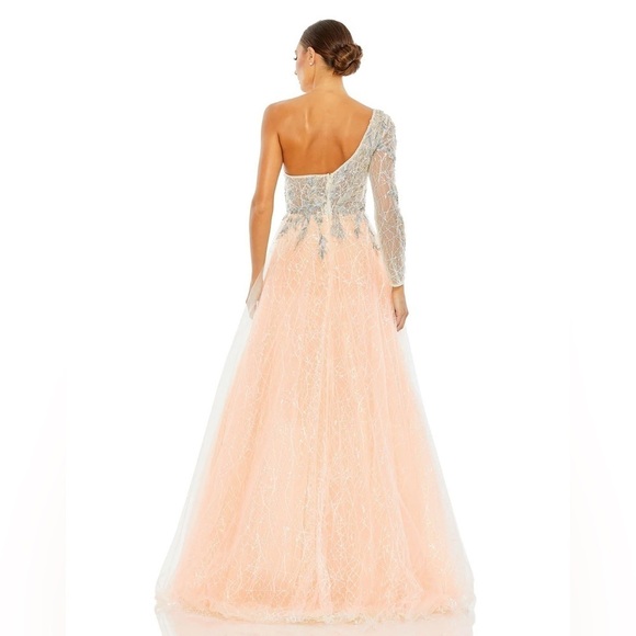 Mac Duggal 20232 NWOT EMBROIDERED ONE SHOULDER BODICE BALLGOWN - Picture 2 of 6